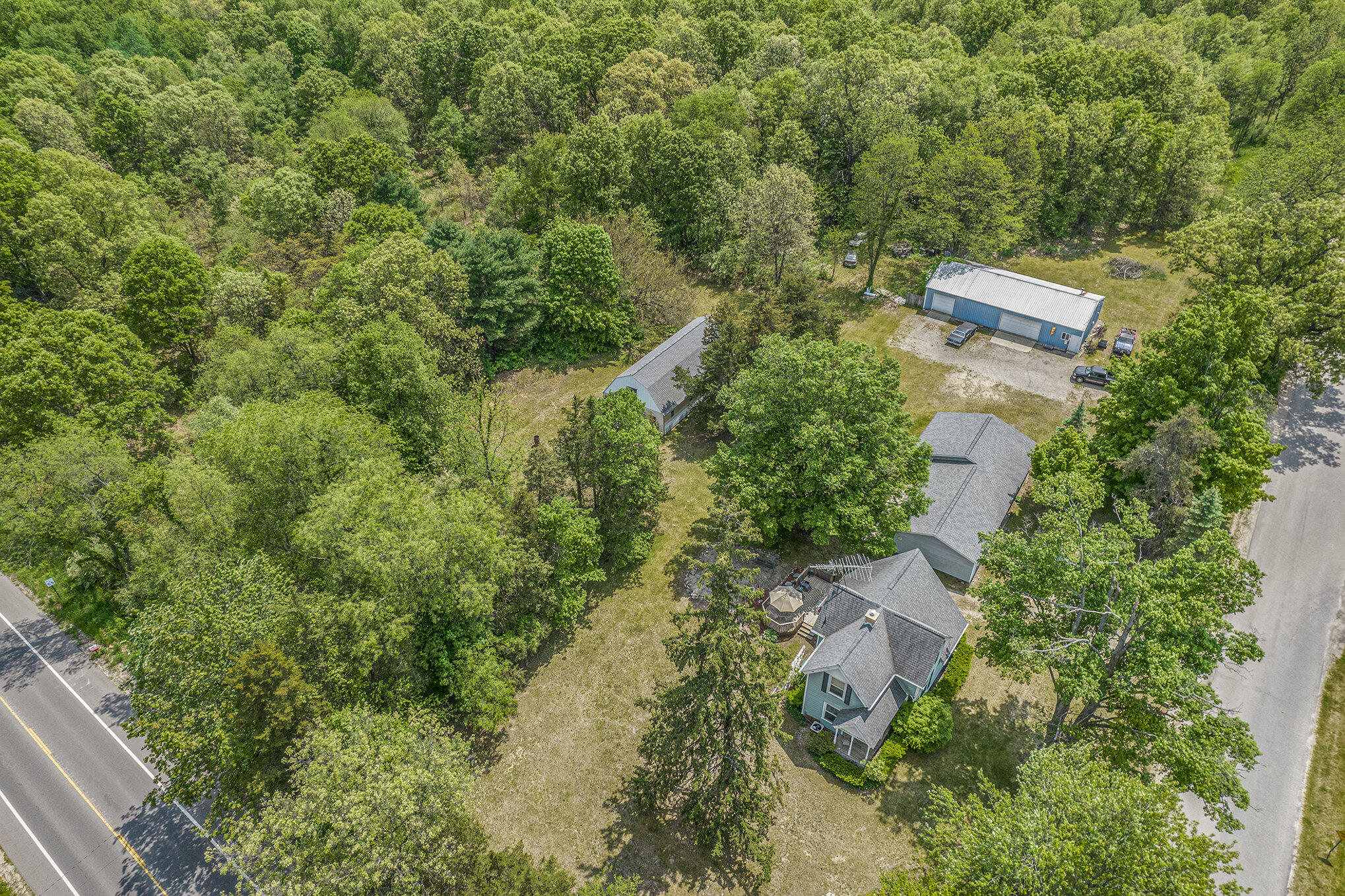 519 South Whitmore Road Hastings, MI 49058 - Photo 44 of 48 046_dji_0022
