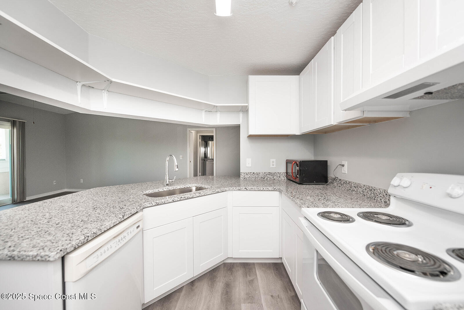 7667 North Wickham Road, Unit 1117 Melbourne, FL 32940 - Photo 7 of 63 7667NWickRd1117-30