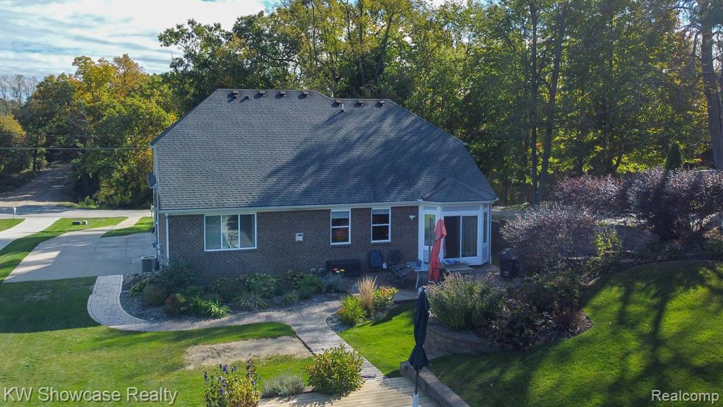 4594 Clifford Road Brighton, MI 48116 - Photo 46 of 52