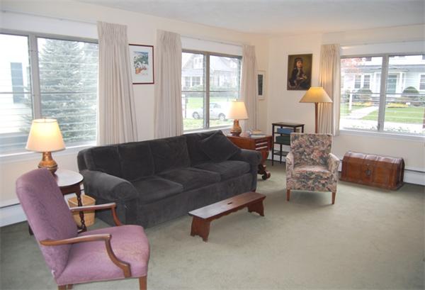 14 Dexter Road Lexington, MA 02420 - Photo 8 of 21