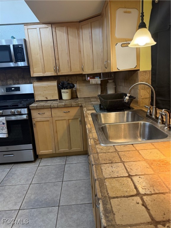 615 Ridgeview Circle Clewiston, FL 33440 - Photo 25 of 44