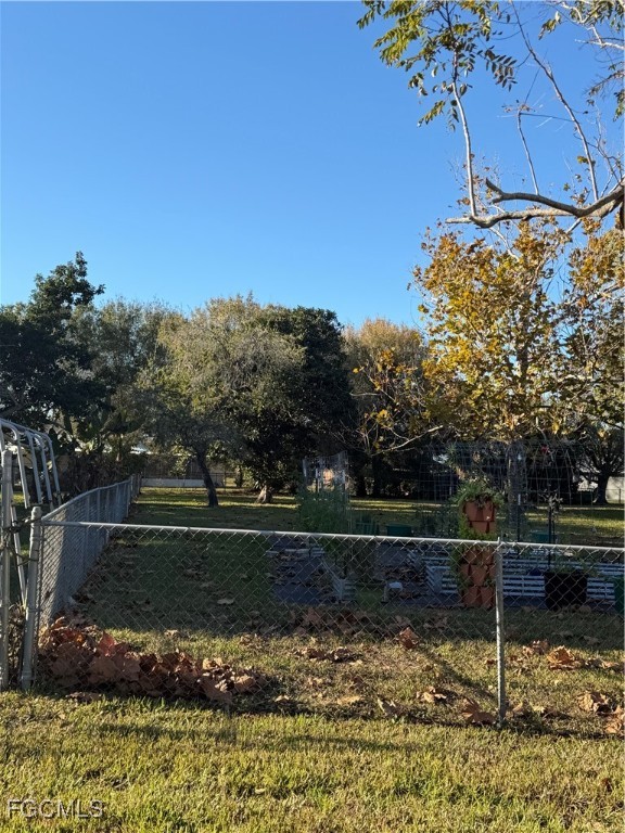 615 Ridgeview Circle Clewiston, FL 33440 - Photo 7 of 44