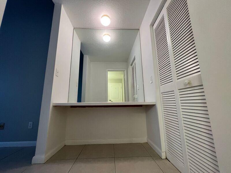 10225 Northwest 33rd Street Sunrise, FL 33351 - Photo 21 of 51 a view of a kitchen