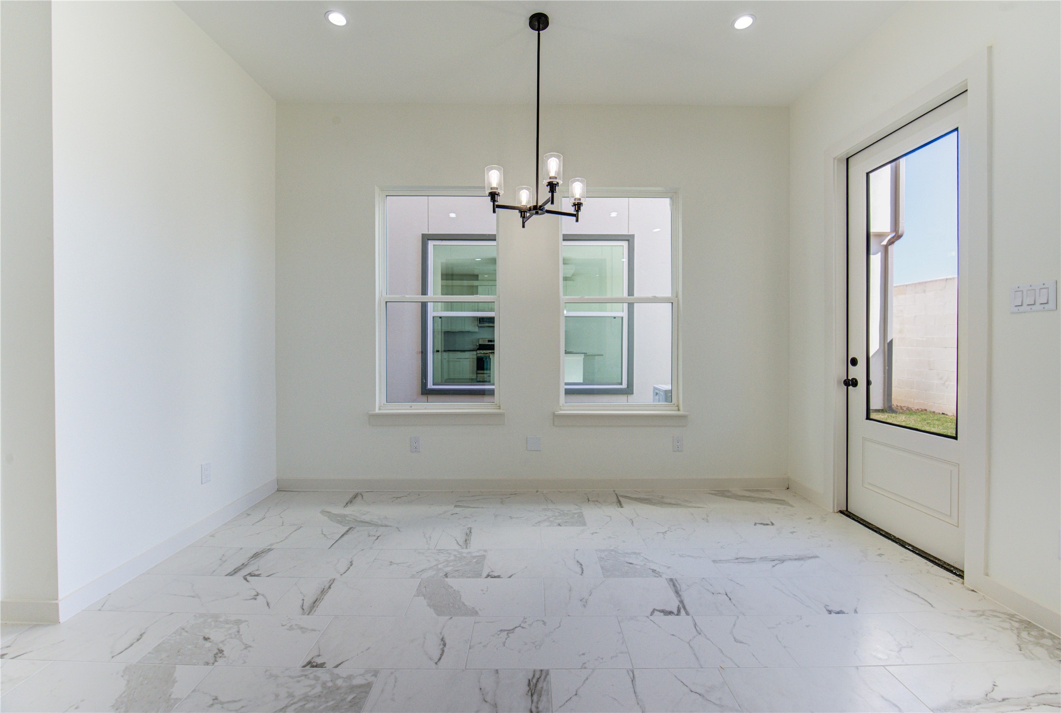 2931 El Fenice Lane Houston, TX 77057 - Photo 16 of 46