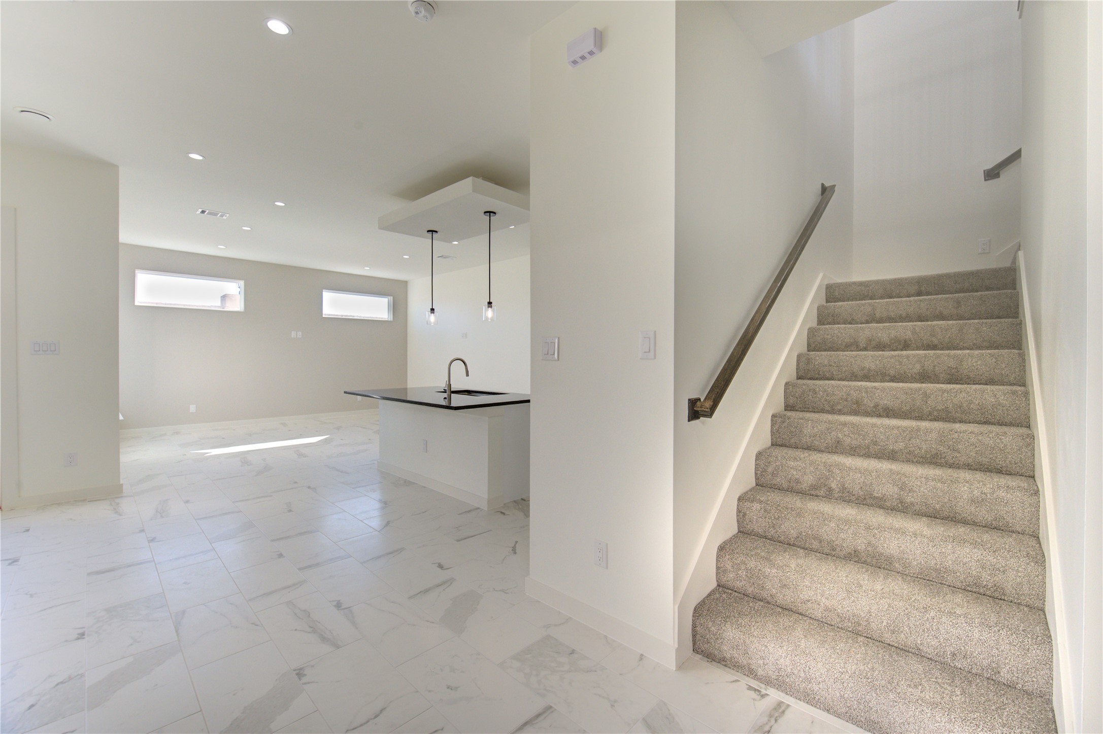 2931 El Fenice Lane Houston, TX 77057 - Photo 9 of 46 a view of entryway and hall