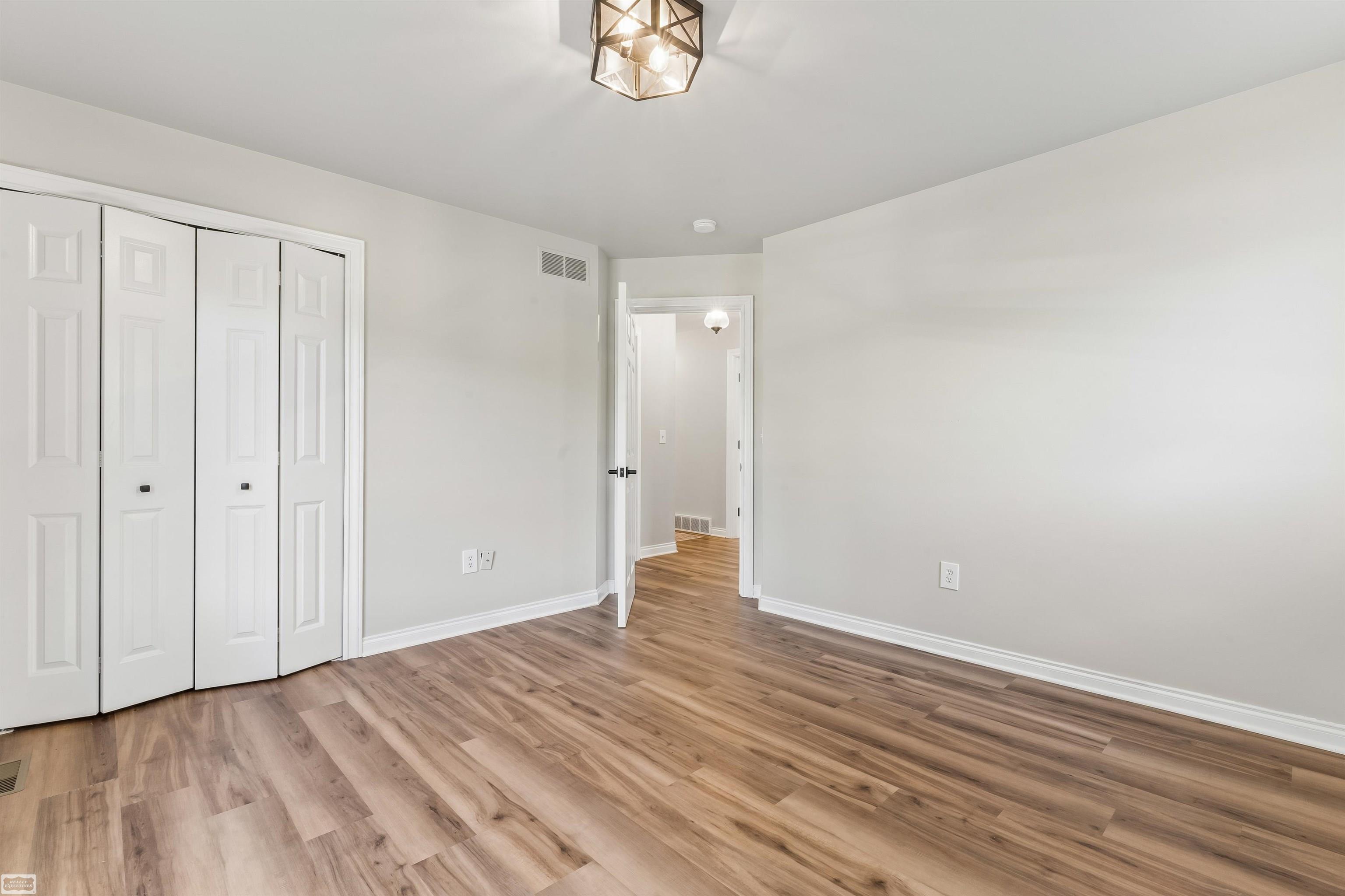 1902 Bauman Road Columbus, MI 48063 - Photo 30 of 50