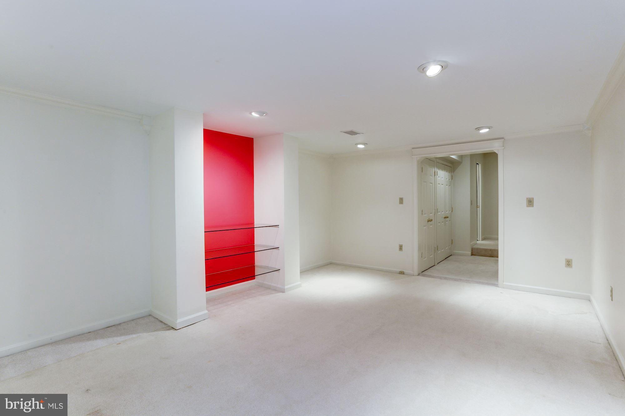1205 Portner Road Alexandria, VA 22314 - Photo 19 of 20 Interior (General)
