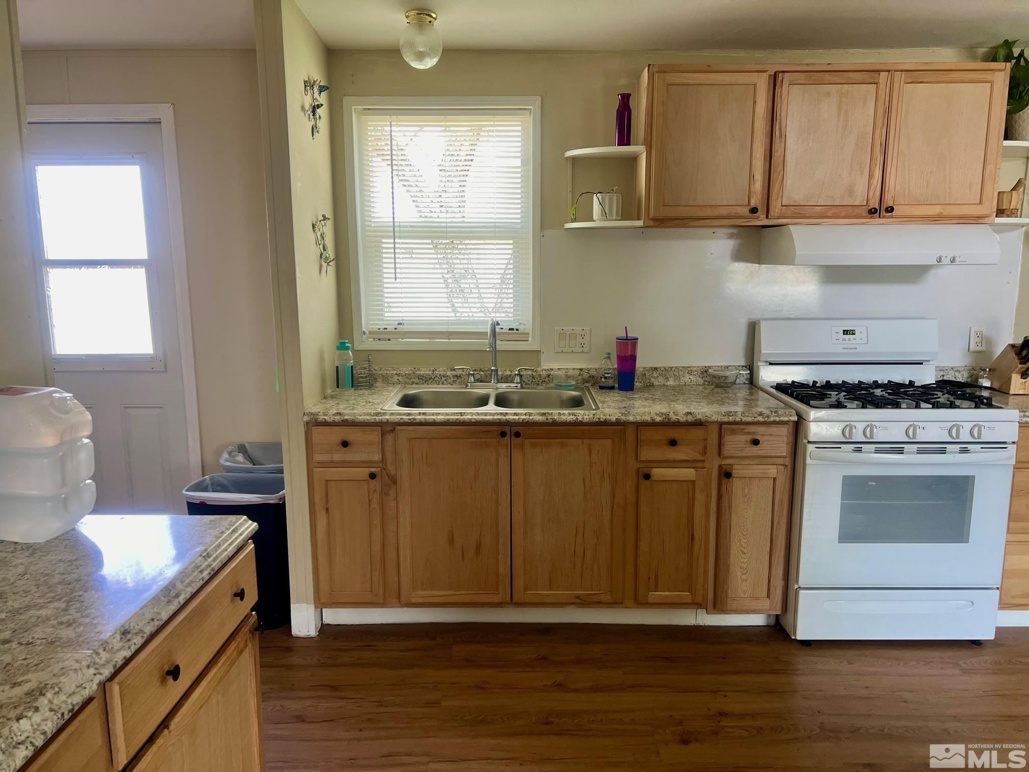 748 Kit Court Reno, NV 89506 - Photo 7 of 16 Photo 7