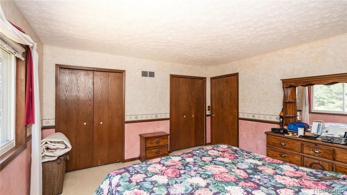 3201 Jewell Road Howell, MI 48843 - Photo 28 of 46 PLENTY OF CLOSET SPACE
