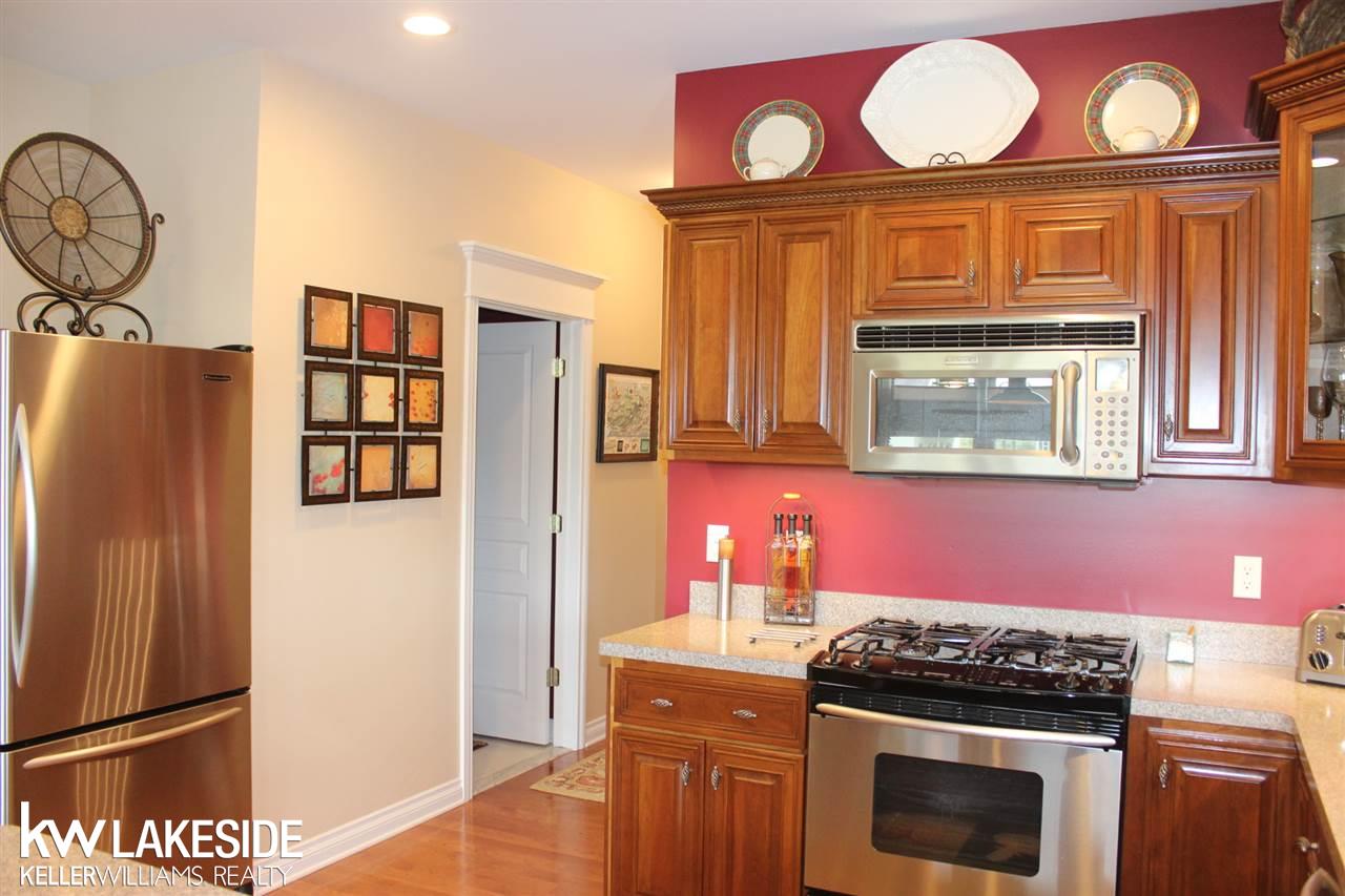 14411 Tubspring Road Allenton, MI 48002 - Photo 10 of 59 31298298-9.JPG