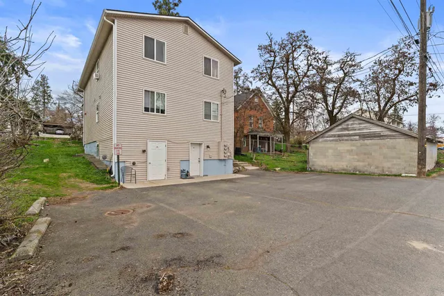 $1,995,000 | 308 West 3rd Street, Cheney, WA 99004