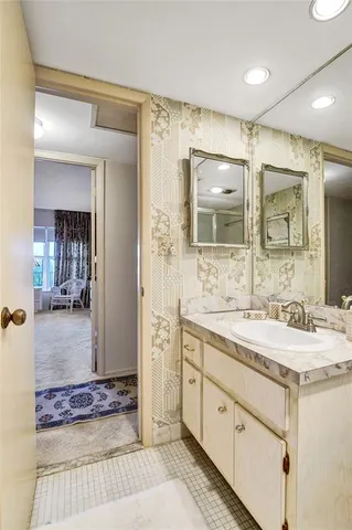 $469,000 | 405 North Ocean Boulevard, Unit 623, Pompano Beach, FL 33062