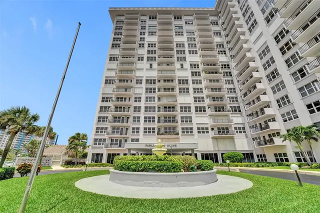 $469,000 | 405 North Ocean Boulevard, Unit 623, Pompano Beach, FL 33062