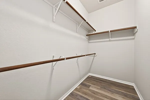 $2,300 | 2810 Meadowbrook Lane, Rosenberg, TX 77471