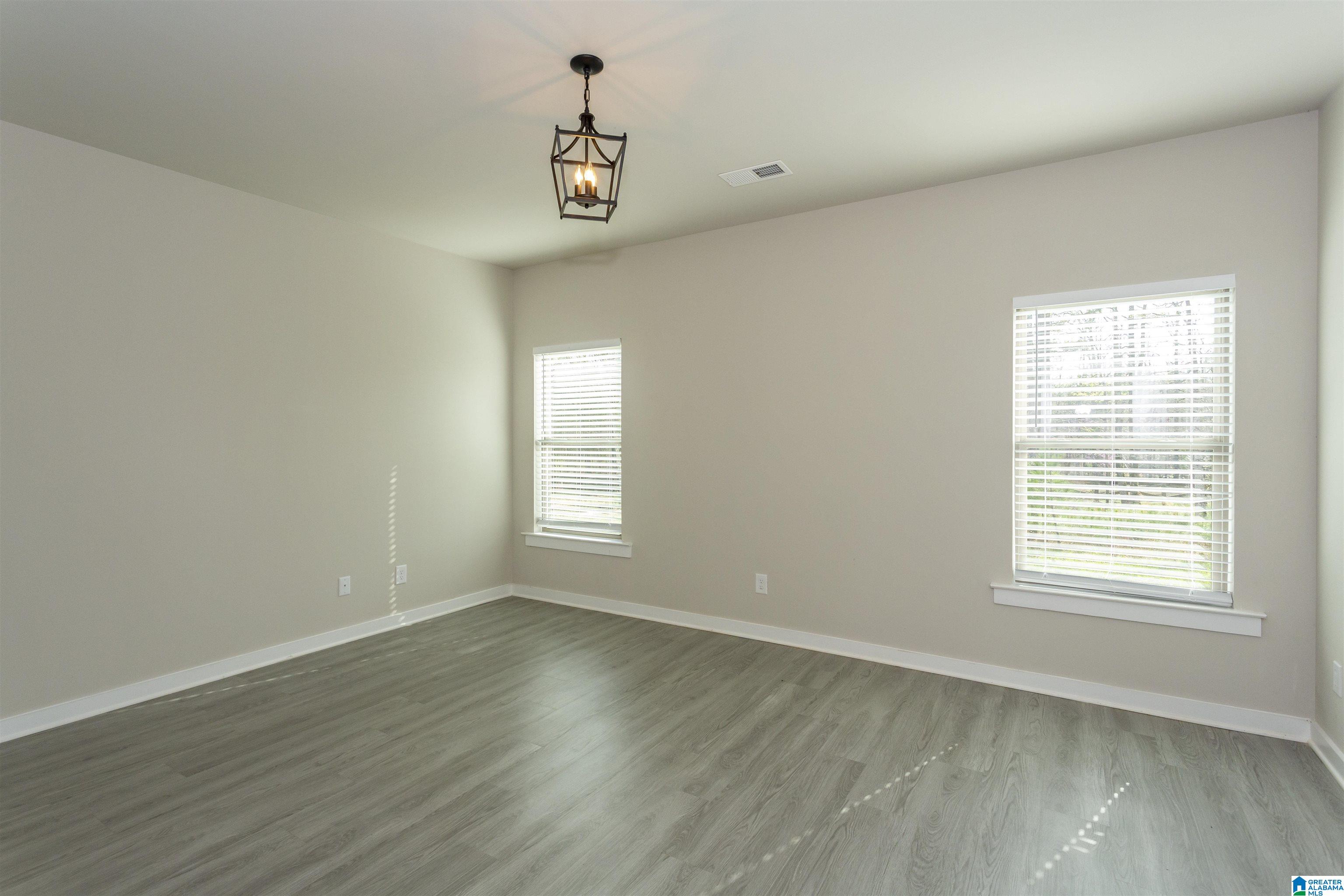 470 Ridgeview Circle Jemison, AL 35085 - Photo 19 of 37