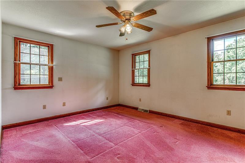 236 Baird Road Edinburg, PA 16116 - Photo 13 of 24