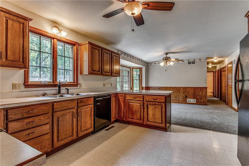 236 Baird Road Edinburg, PA 16116 - Photo 9 of 24