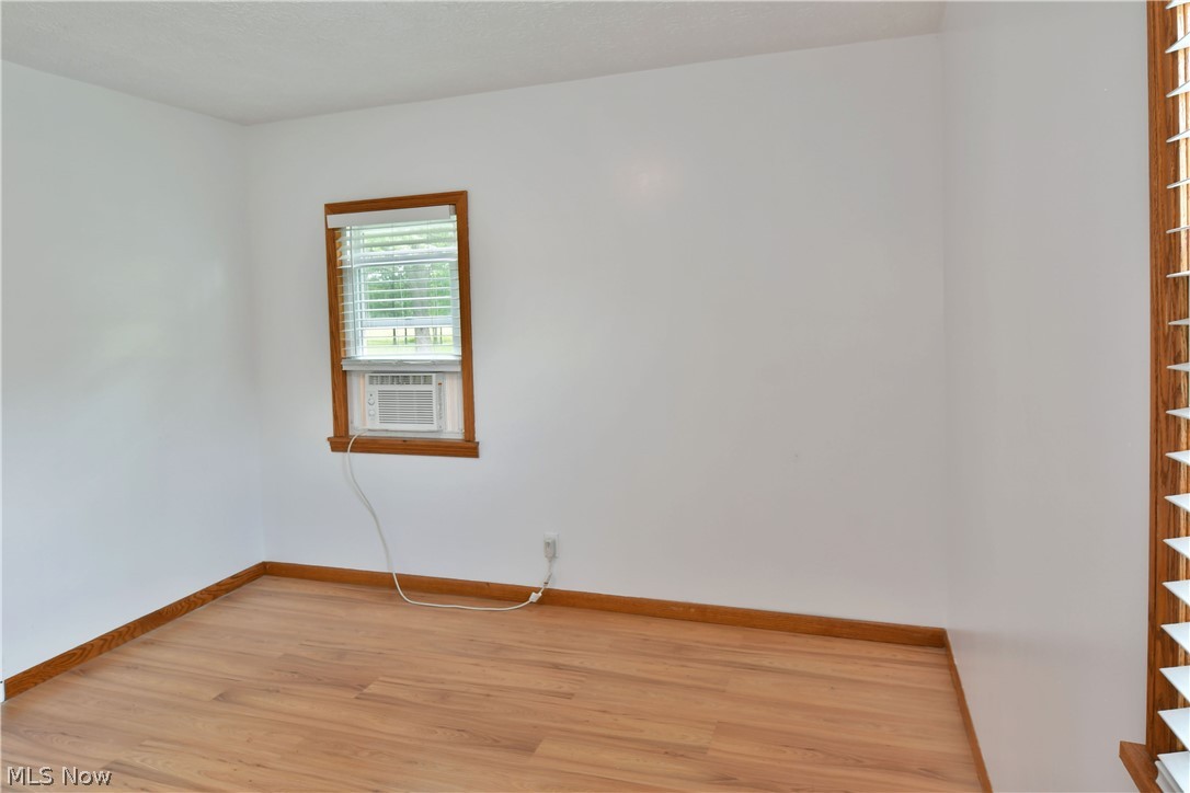 1071 Niles Vienna Road Vienna, OH 44473 - Photo 18 of 35 Gallery Image 18