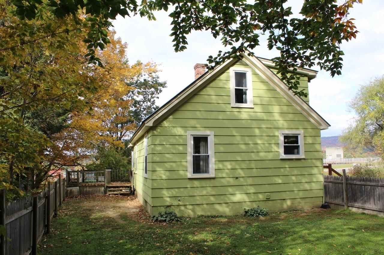 81 Reservoir Road Springfield, VT 05156 - Photo 4 of 22