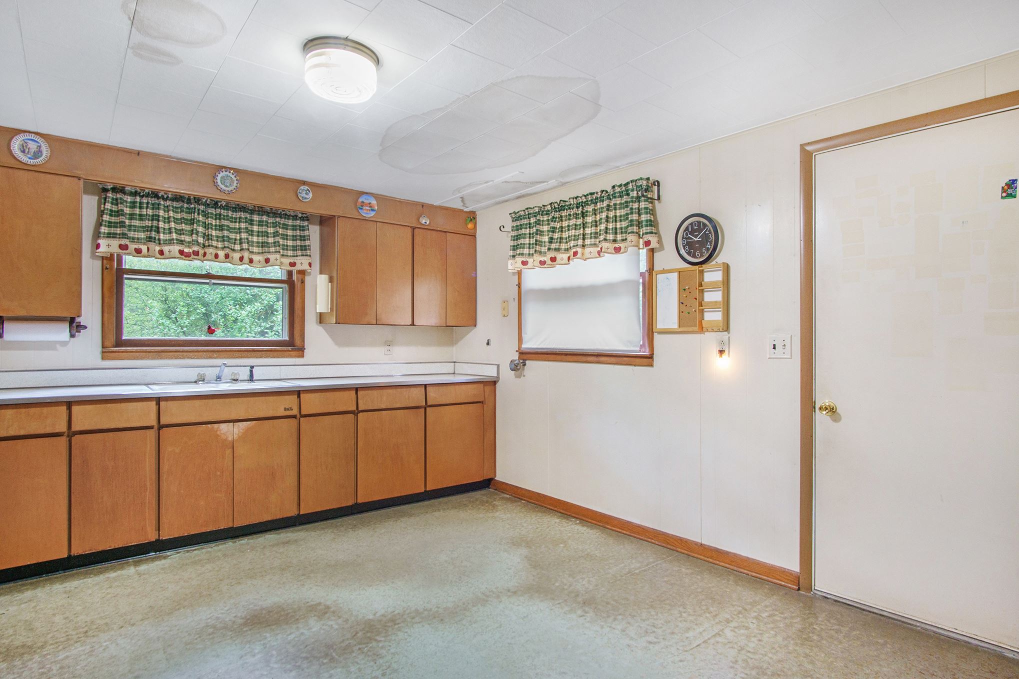 55789 Apple Road Osceola, IN 46561 - Photo 9 of 20 Gallery Image 9