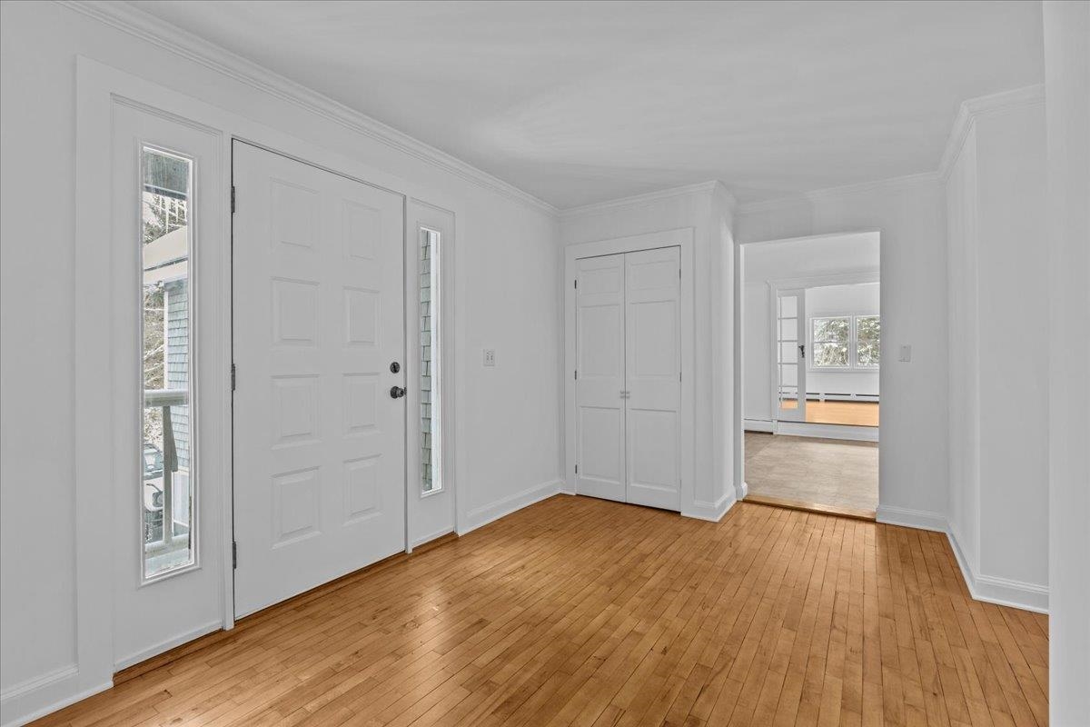 11 Barnes Hill Road Stowe, VT 05672 - Photo 3 of 40