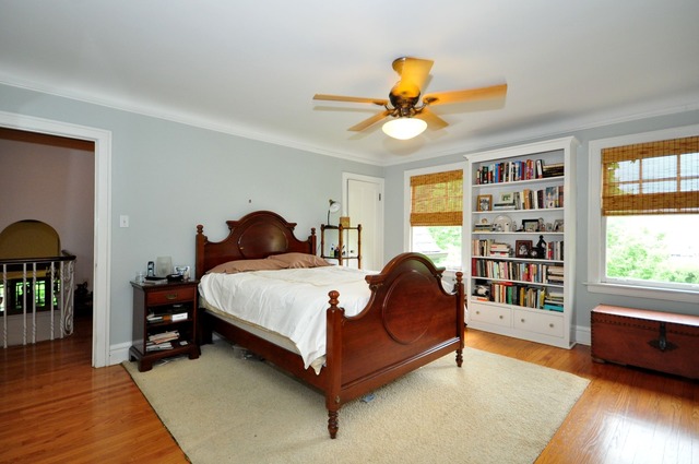 85 Akenside Road Riverside, IL 60546 - Photo 18 of 24 a bedroom with a bed and a window