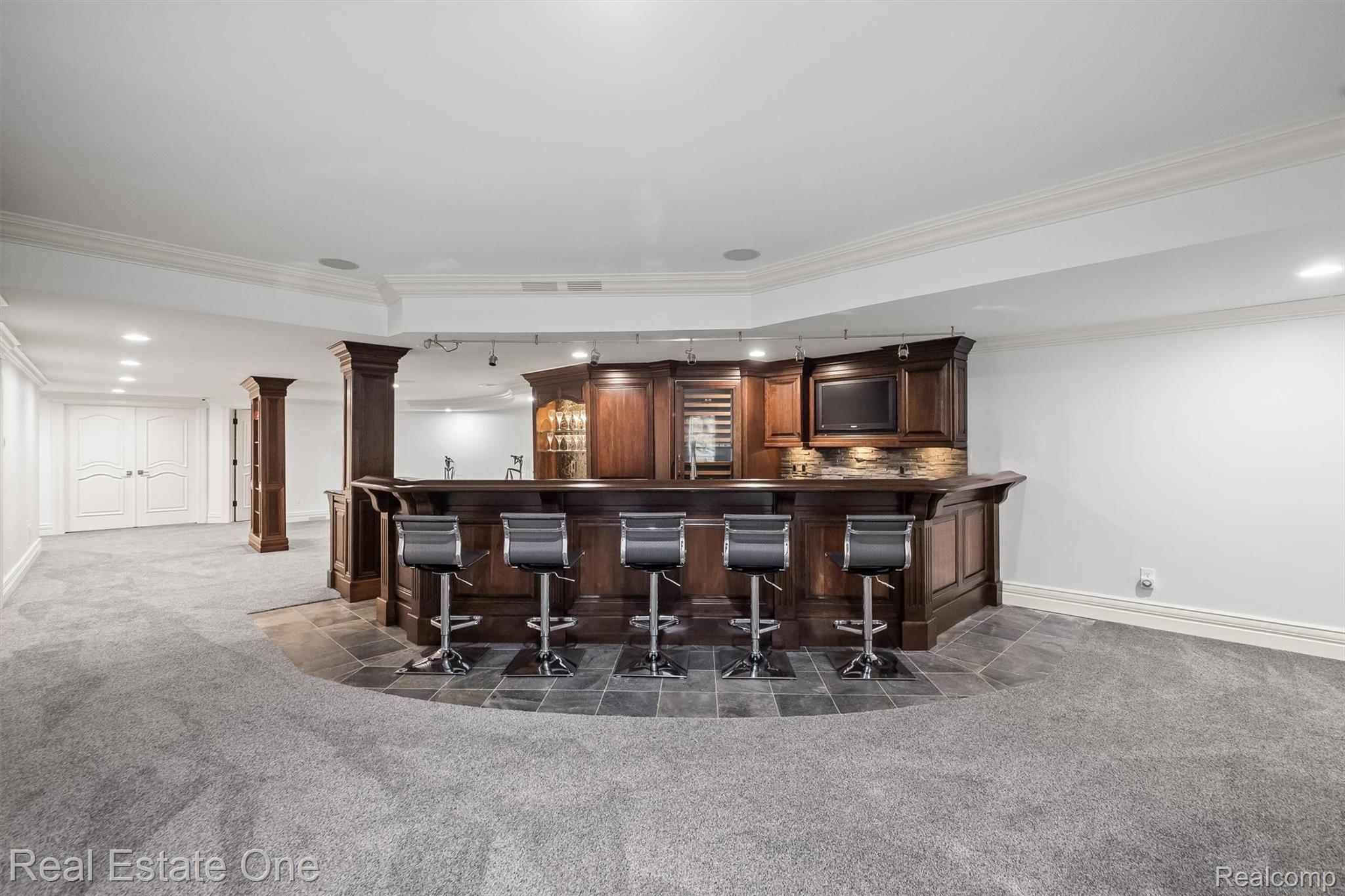 1343 Orchard Ridge Road Bloomfield Hills, MI 48304 - Photo 35 of 58 079-Orchard Ridge-5.jpg