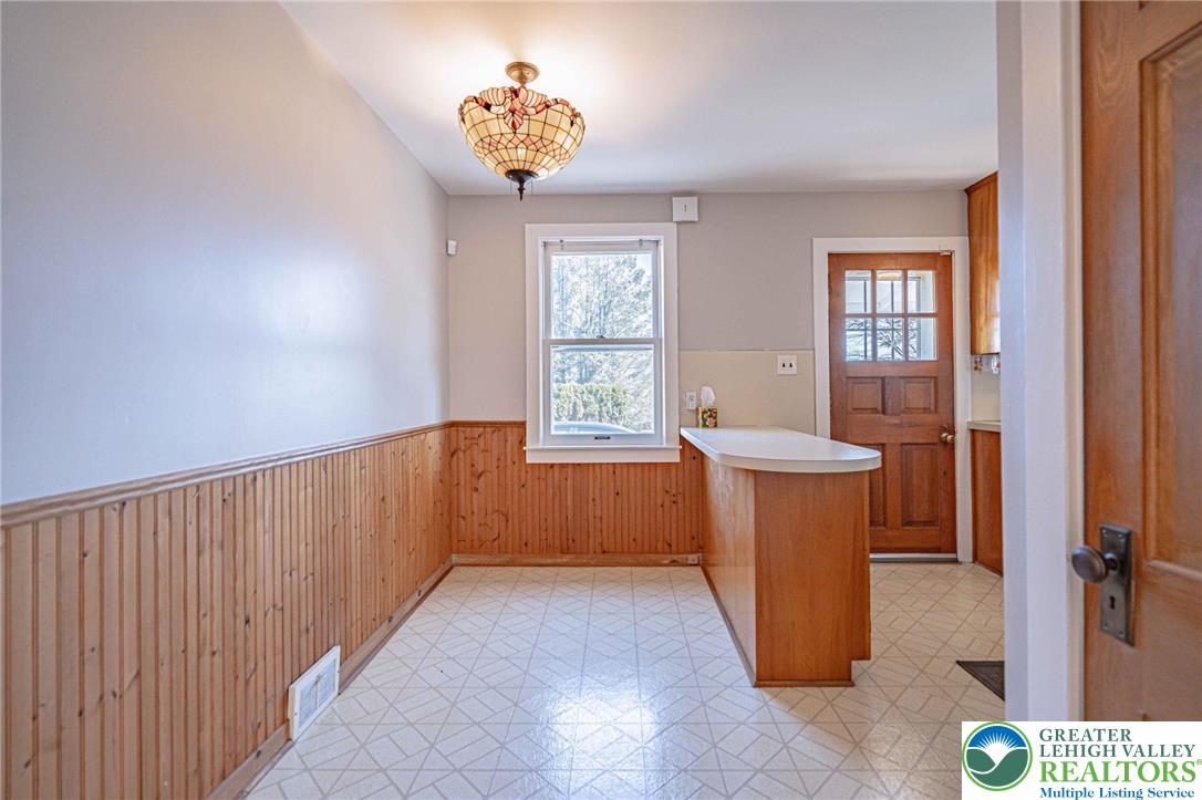 6245 Vera Cruz Road Emmaus, PA 18049 - Photo 17 of 72