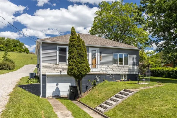 $289,000 | 650 McClane Farm Road, Washington, PA 15301