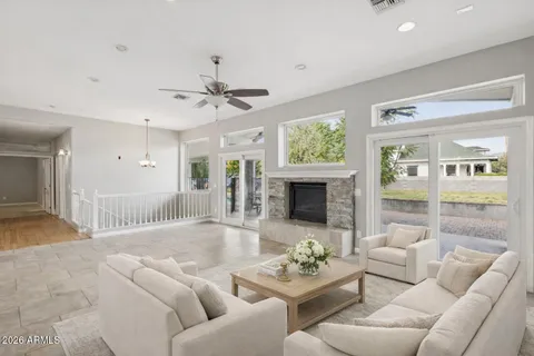 a white and white photo of a living room