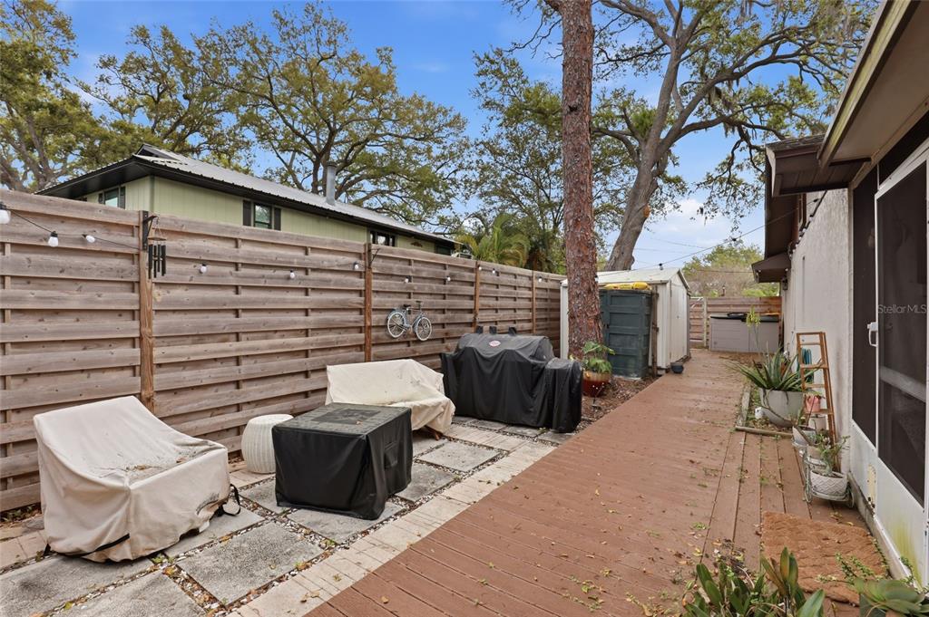 4576 Bliss Road Sarasota, FL 34233 - Photo 33 of 40