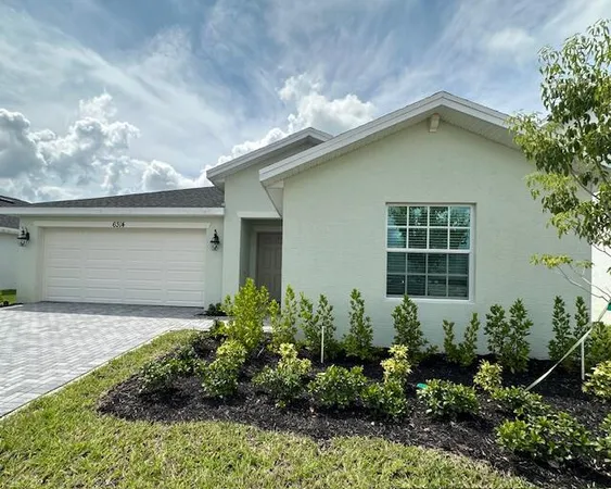 $2,700 | 6314 Windwood Way, Port St. Lucie, FL 34987