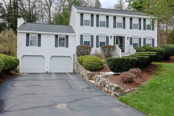 $729,000 | 14 Whitewood Lane, Merrimack, NH 03054