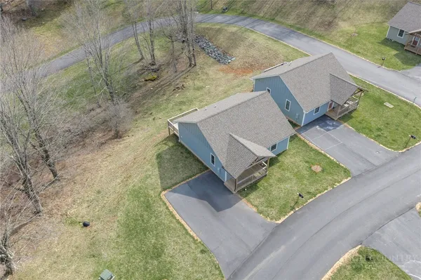 view of a back yard of the house