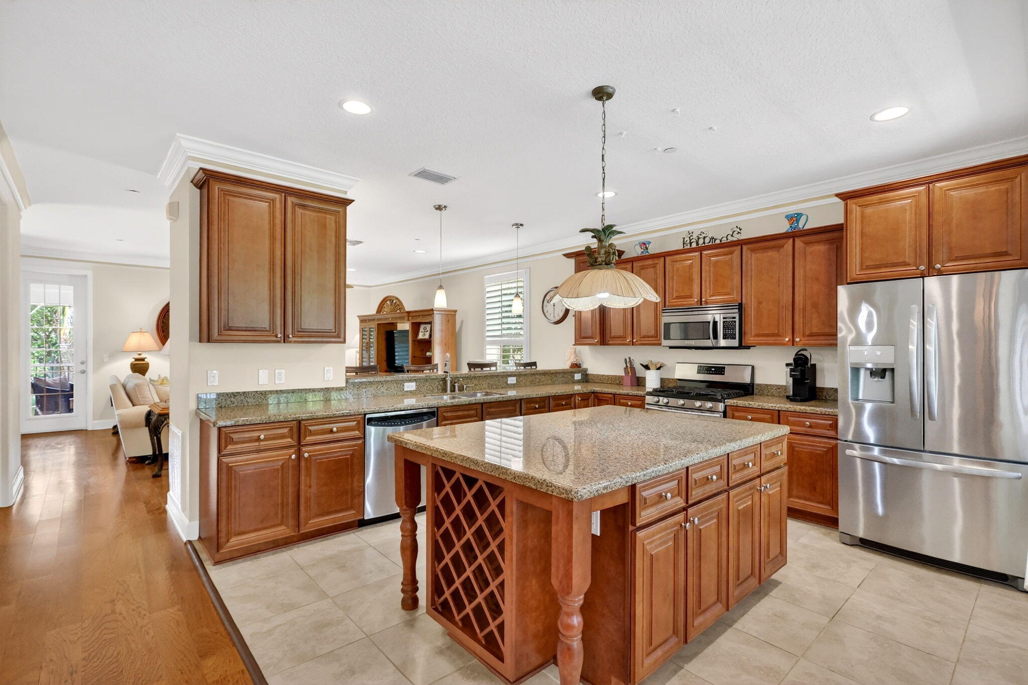 540 Southwest Akron Avenue Stuart, FL 34994 - Photo 10 of 29 19 Kitchen 1