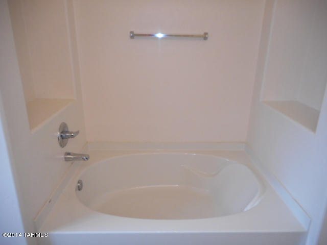 8404 West Benidorm Loop Tucson, AZ 85757 - Photo 21 of 33