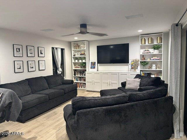 301 East Royal Palm Road Phoenix, AZ 85020 - Photo 10 of 30