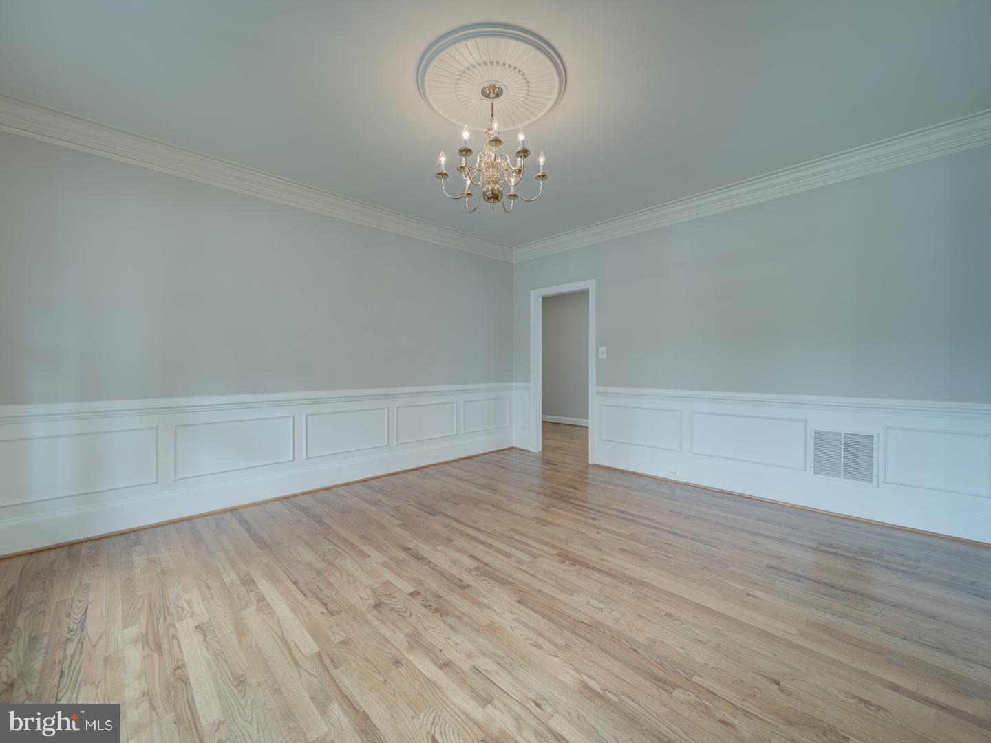 8429 Link Hills Loop Gainesville, VA 20155 - Photo 19 of 102