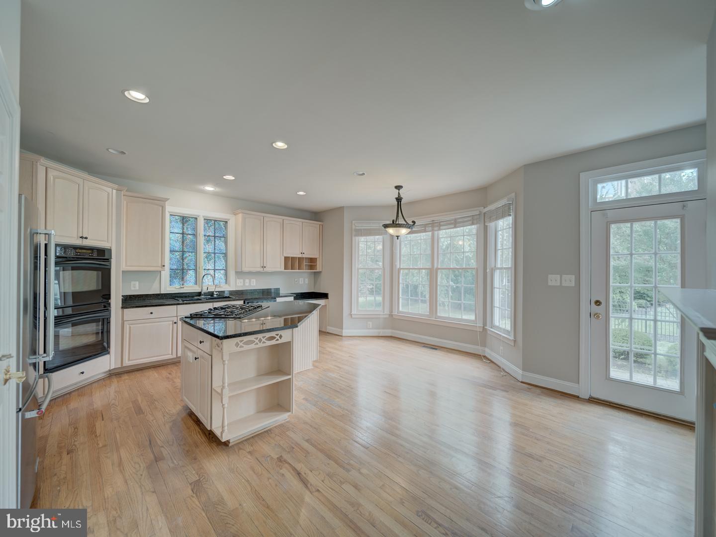 8429 Link Hills Loop Gainesville, VA 20155 - Photo 34 of 102