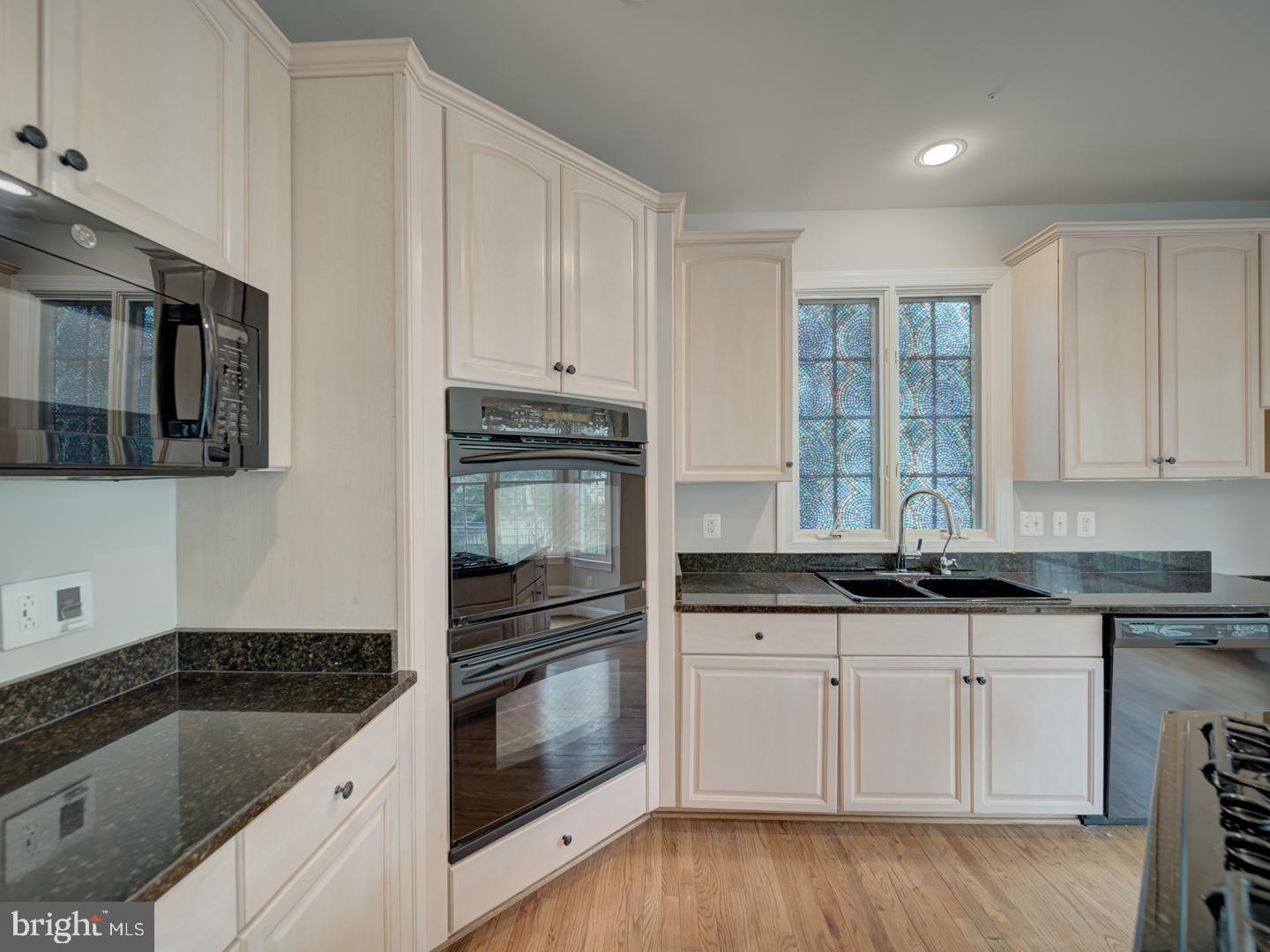 8429 Link Hills Loop Gainesville, VA 20155 - Photo 37 of 102