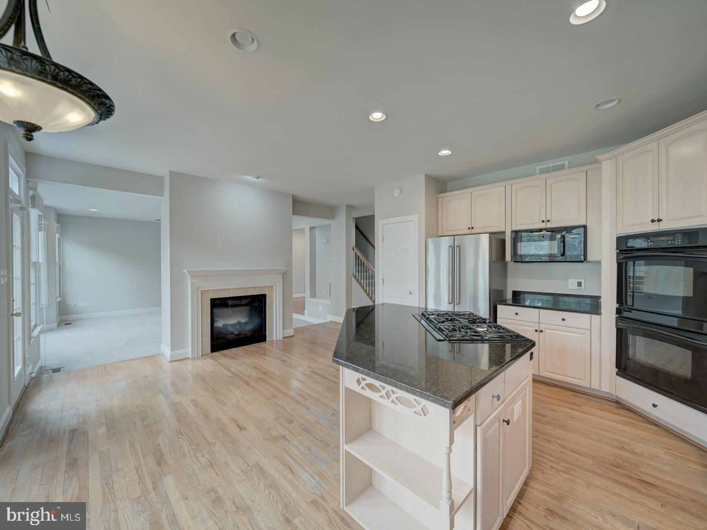 8429 Link Hills Loop Gainesville, VA 20155 - Photo 42 of 102