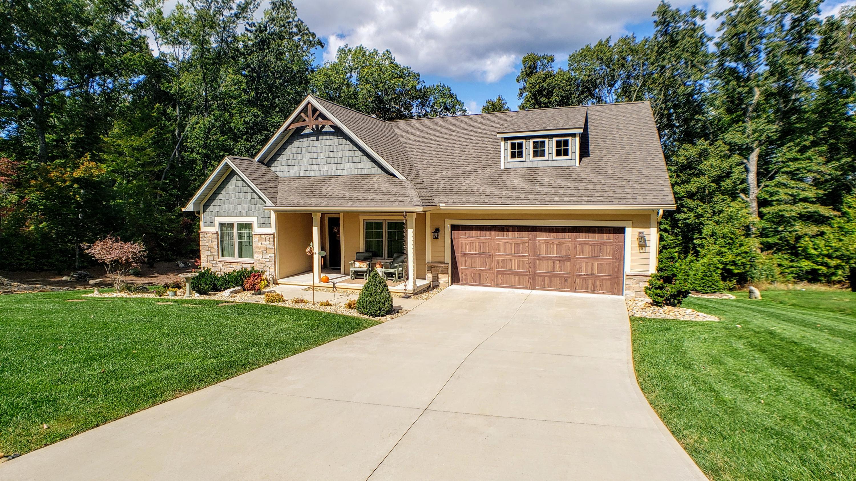 29 Cedar Ridge Circle Crossville, TN 38558 - Photo 1 of 39 1