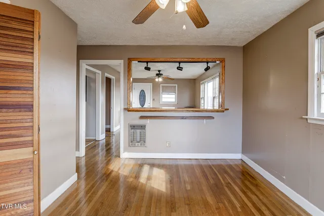 $199,900 | 377 Henson Road, Bristol, TN 37620