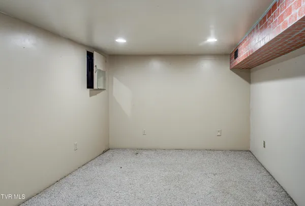 $194,999 | 377 Henson Road, Bristol, TN 37620