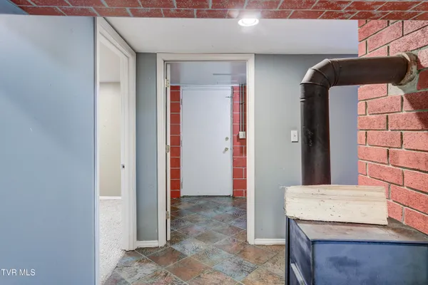 $194,999 | 377 Henson Road, Bristol, TN 37620