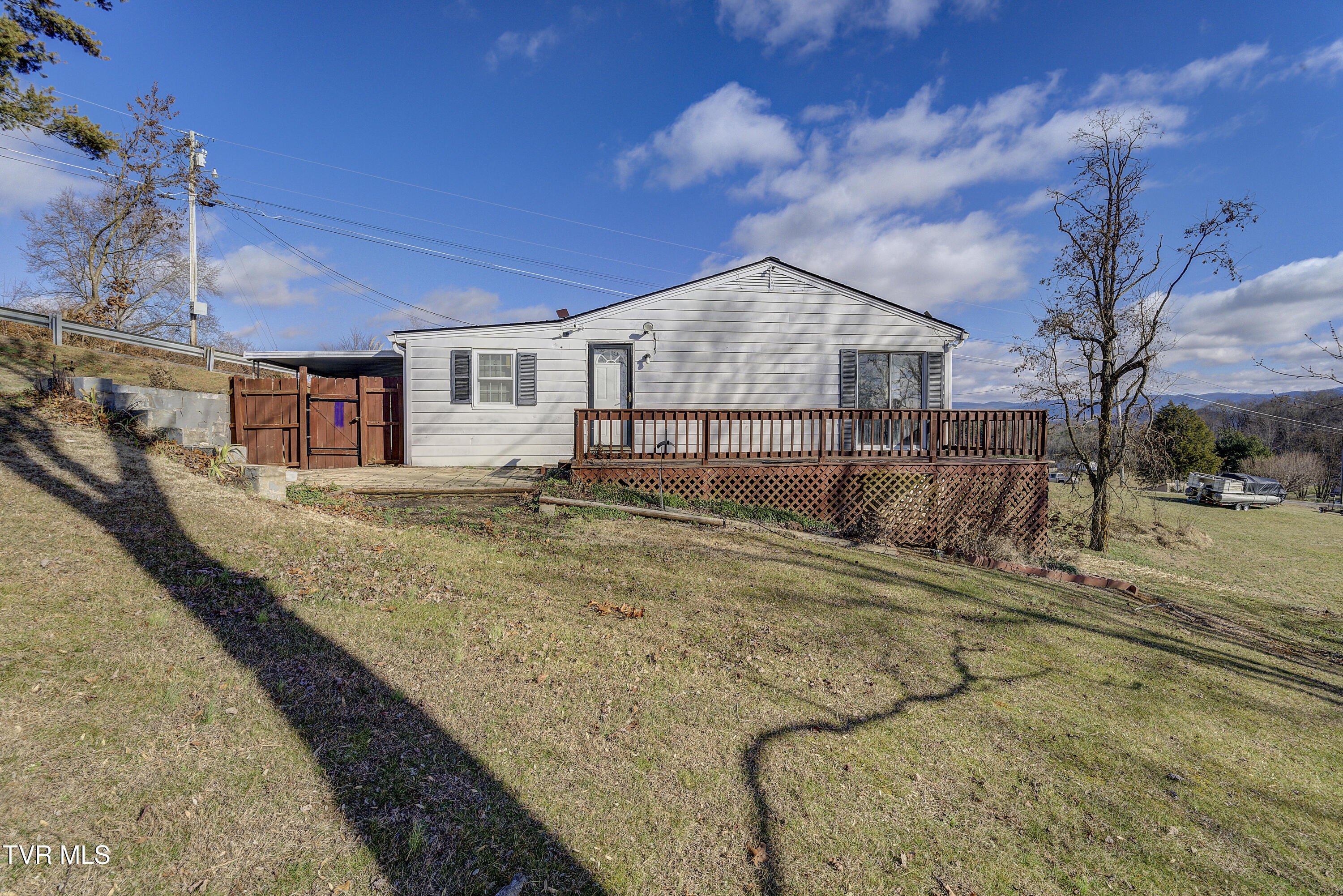 377 Henson Road Bristol, TN 37620 - Photo 40 of 48 Henson-39