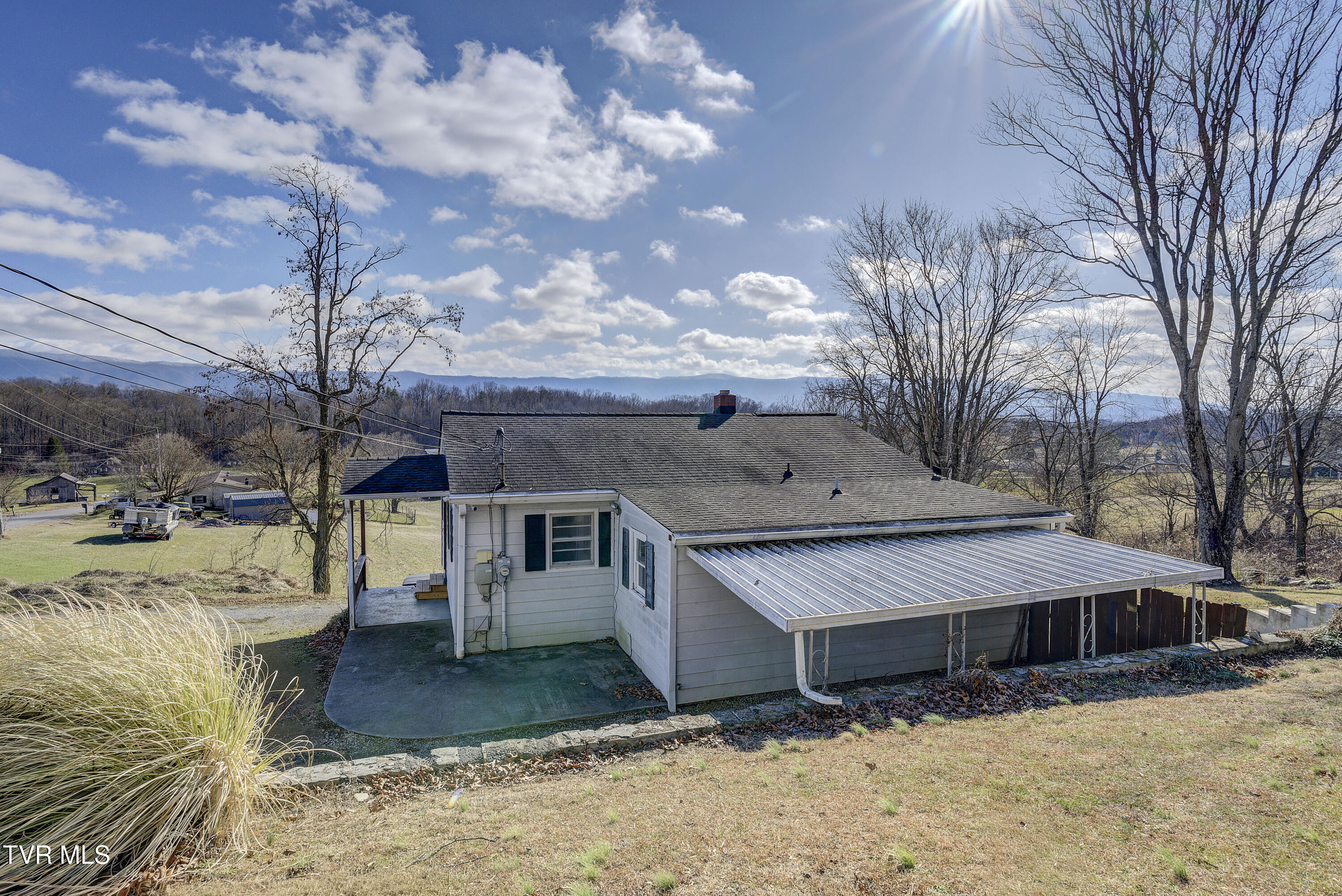 377 Henson Road Bristol, TN 37620 - Photo 47 of 48 Henson-47