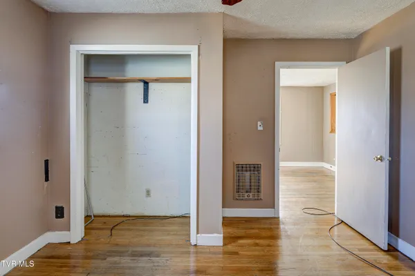 $194,999 | 377 Henson Road, Bristol, TN 37620