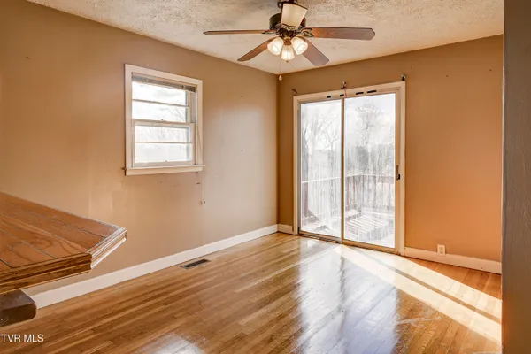 $194,999 | 377 Henson Road, Bristol, TN 37620