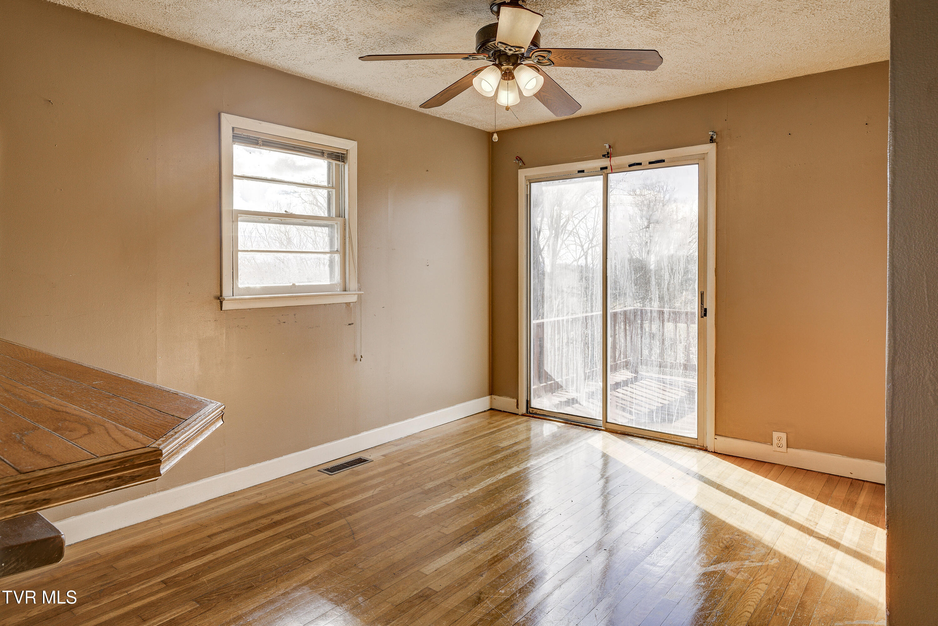 377 Henson Road Bristol, TN 37620 - Photo 8 of 48 Henson-7